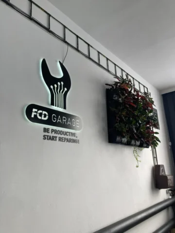 podsvicene-logo-fcd-garage